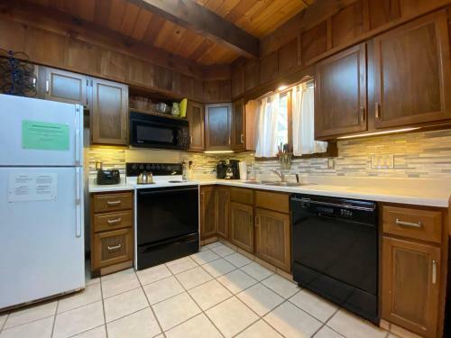 Hemlock Ridge 2b By Killington Vacation Rentals