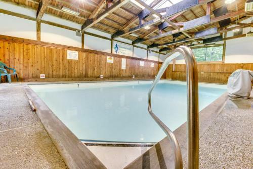 Mountainside Resort D302