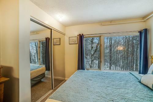 Mountainside Resort D302