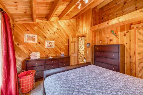 Stowe Mountain Seclusion