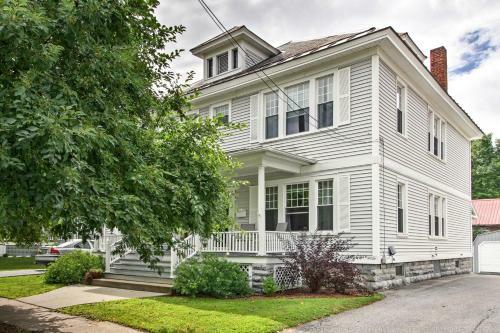 Spacious Rutland Townhome With Fire Pit- Walk To Town