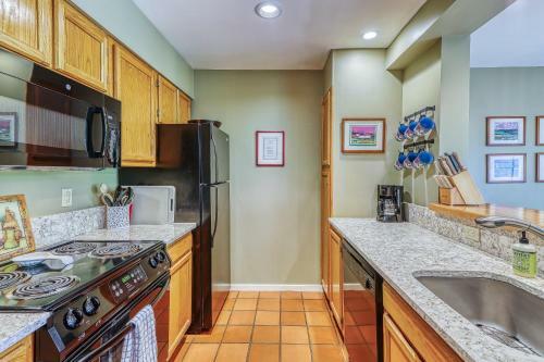 Sugarbush Ski In/ski Out - 2 Bed 2 Bath Apartment In Warren