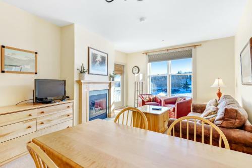 Long Trail House: 368