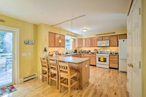 West Dover Home With Deck, Grill And Ev Outlet