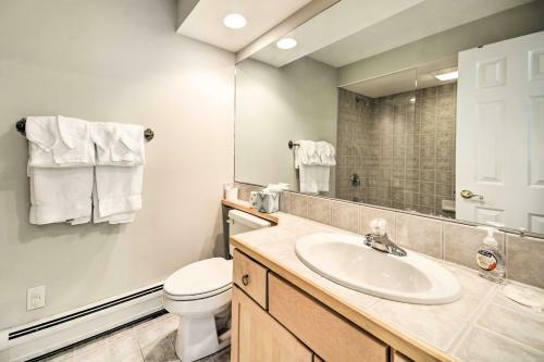 West Dover Townhome With Deck, Grill And Amenities