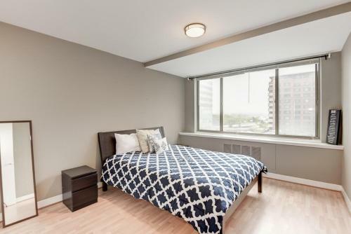 Apartamento Commuter-friendly 1br Rosslyn Apt With A View