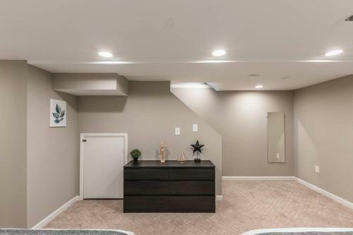 Beautiful 3br 2ba House With Cozy Backyard