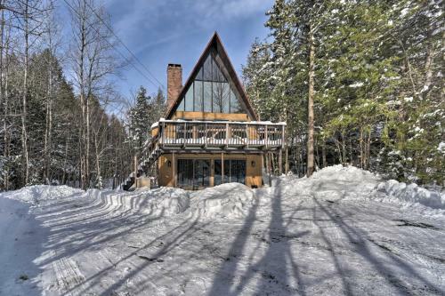 Cozy A-frame With Pool Table 8 Mi To Mt Snow!