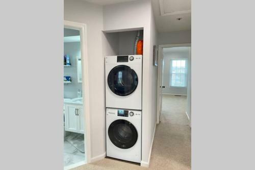 Apartamento Beautiful Fully Renovated End Unit Townhome!