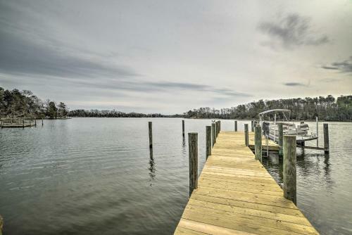 Northern Neck Waterfront Home With Dock And View!