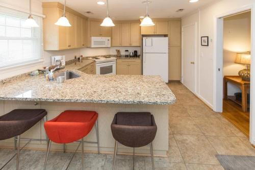 Northend Cottage 72 112 Cottage