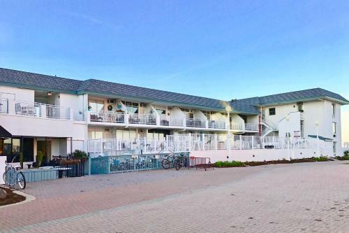 Apartamento Virginia Beach Oceanfront Studio With Serene Views!