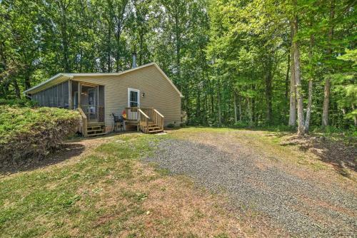 Cozy Rixeyville Cottage With Deck, Grill, And Stabling!