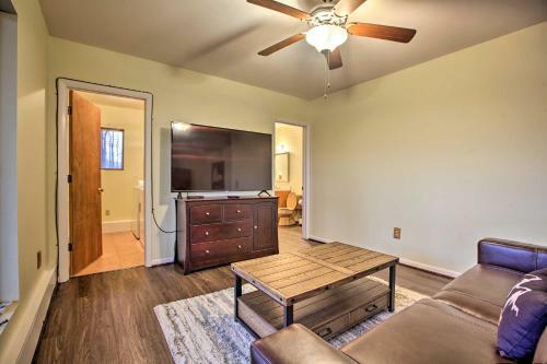 Large Hillside Home With Spacious Deck And Game Room!