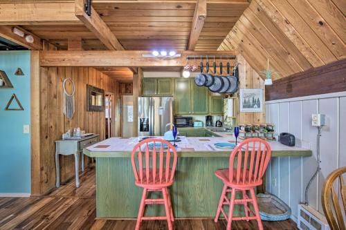 Unique Camano Cabin With Mountain And Water Views