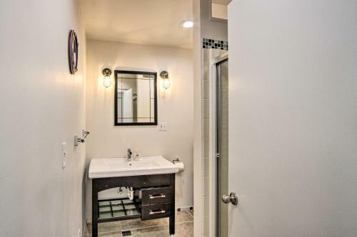 Convenient Burien Getaway 10 Mi To Dtwn Sea!