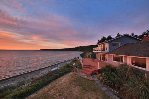 Spyglass Beach House
