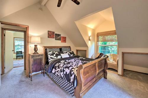 New! Riverfront Cabin Near Hiking And Stevens Pass