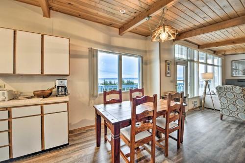 Puget Sound Home With Private Beach Access And Deck