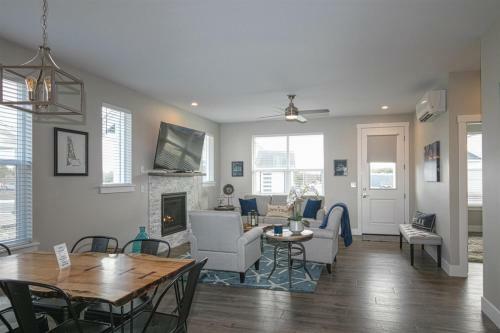 058 Captain`s Seaside Retreat
