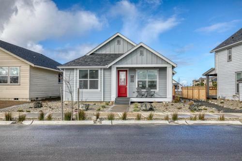 058 Captain`s Seaside Retreat