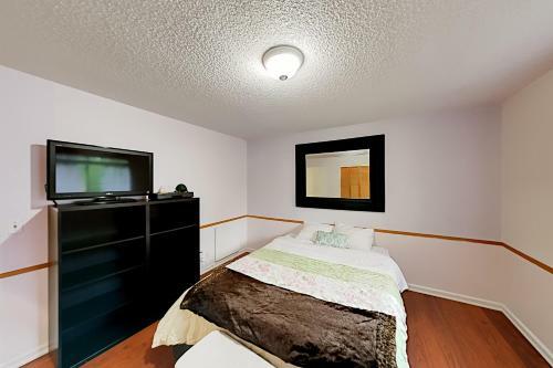 Apartamento Relaxing Retreat On Lush Acre - Furnished Deck Duplex