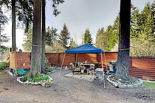 Apartamento Relaxing Retreat On Lush Acre - Furnished Deck Duplex