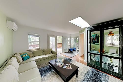 Apartamento Relaxing Retreat On Lush Acre - Furnished Deck Duplex