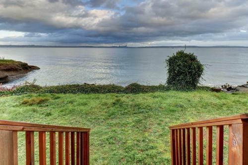 Rockaway Retreat
