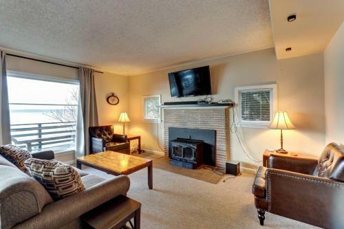 Rockaway Retreat