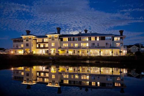 Hotel Resort At Port Ludlow