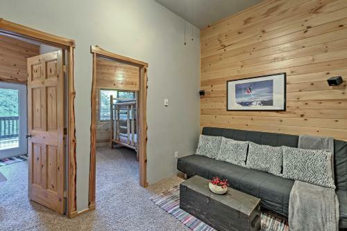 Grizzly Tower Packwood Cabin With Forest Views!