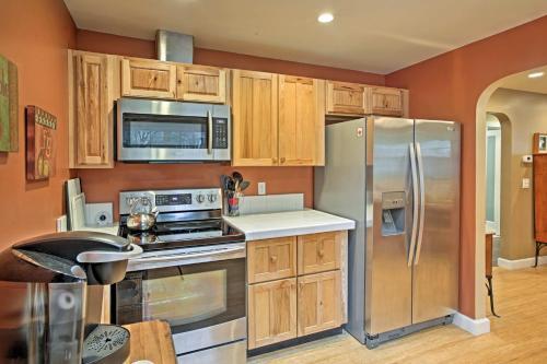Craftsman-style Home 6 Miles From Downtown Seattle