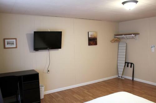 Hostal Brighton Retreat (walk To Metro)