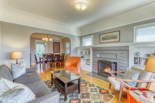 Classic Craftsman - 3 Bed 2 Bath Vacation Home In Green Lake