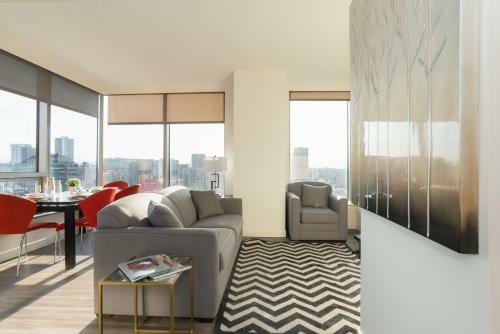 Downtown Seattle Convention Center Apartments