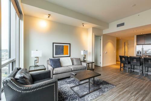 Downtown Seattle Convention Center Apartments