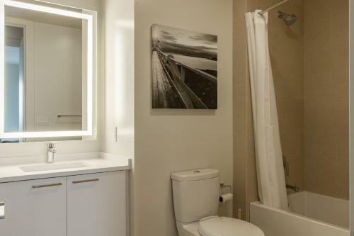 Downtown Seattle Convention Center Apartments