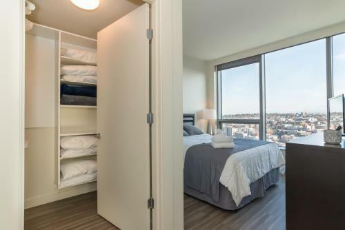 Pike And Pine Apartments