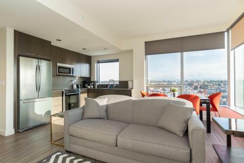 Pike And Pine Apartments