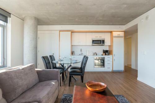 Sobe Third Ave Apartments