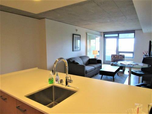 Sobe Third Ave Apartments