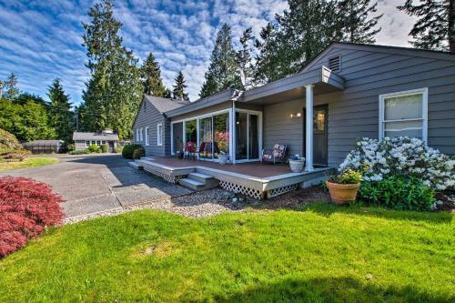 Waterfront Home - Easy Access To Olympic Peninsula
