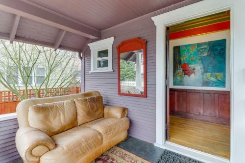 Artsy Historic Craftsman
