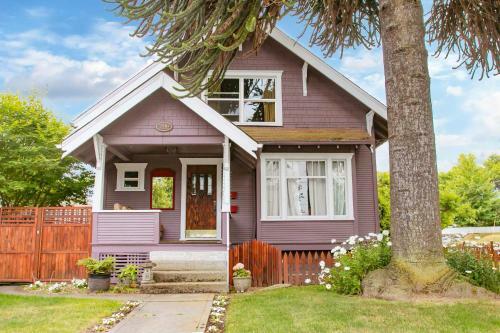 Artsy Historic Craftsman