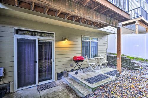 Apartamento Inviting Studio With Patio - 15 Mi To Portland!