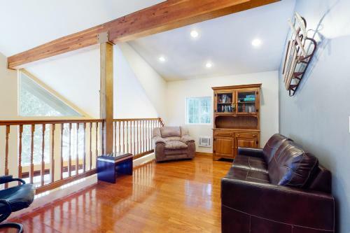Breathtaking Hyak Home