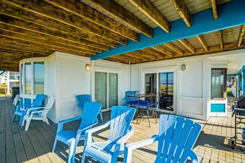 Expansive Views Family Oceanfront Beach Home