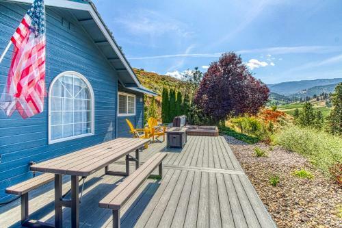 Whispering Ridge Retreat