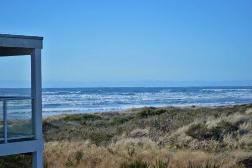 1031 Vacations By The Sea
